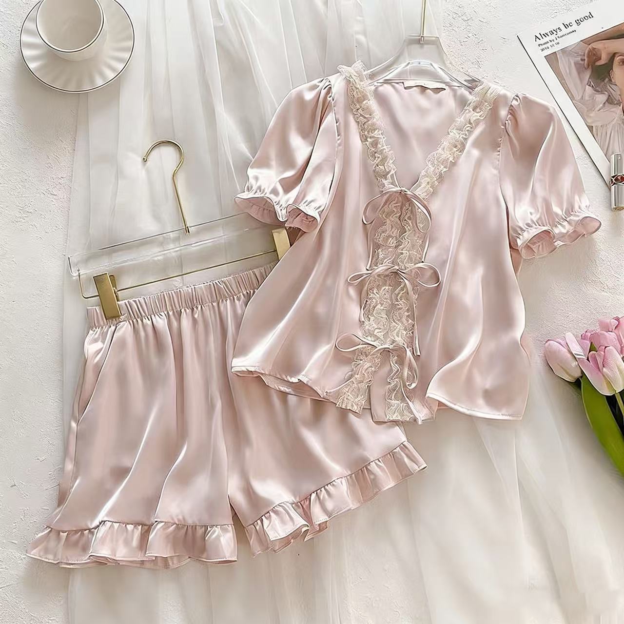 Women's Ice Silk Pajama Set Short Sleeve Shorts