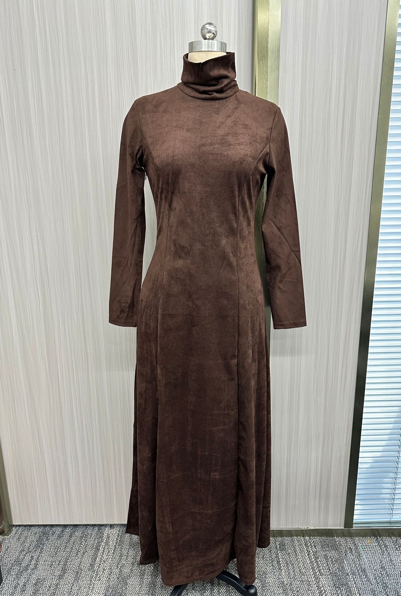 Long Stylish Dress With A BeltEuropean And American Fashion