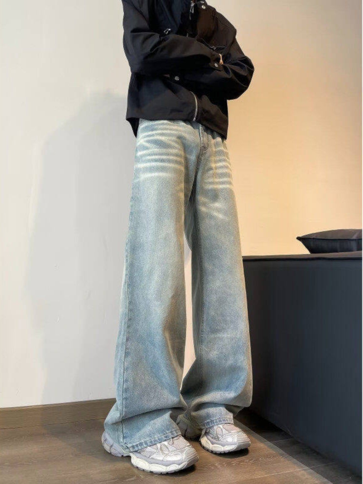 Light blue wide-leg jeans