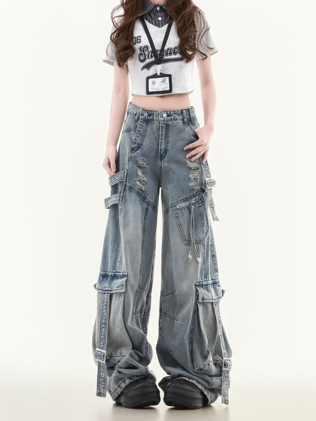 Women's Washed Denim Cargo Pants with Wide Leg