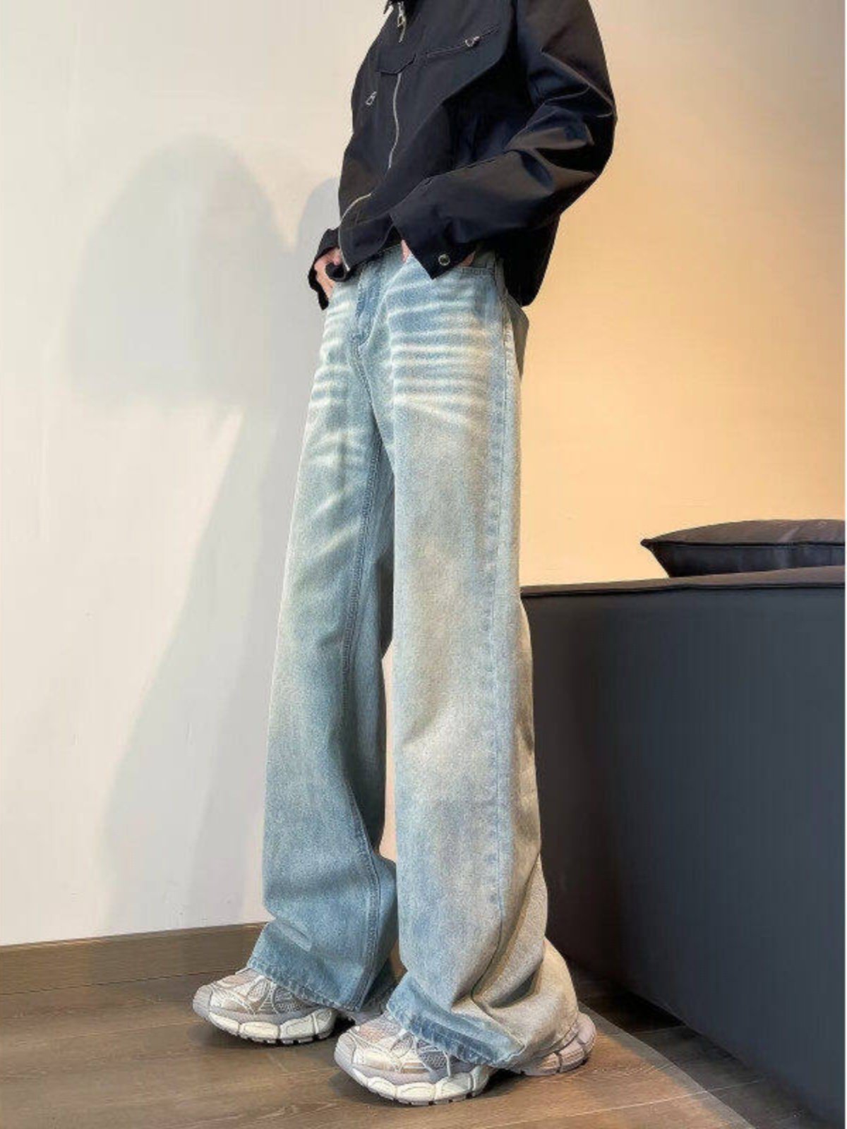 Light blue wide-leg jeans